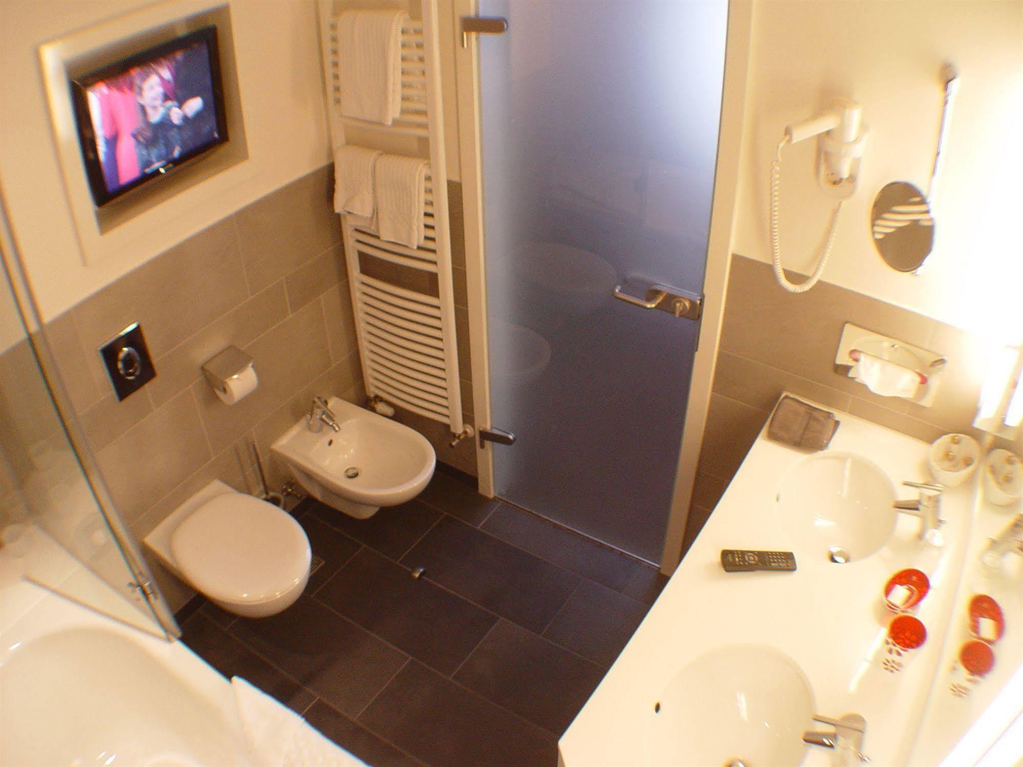 Hotel Zum Adler Bonn Zewnętrze zdjęcie