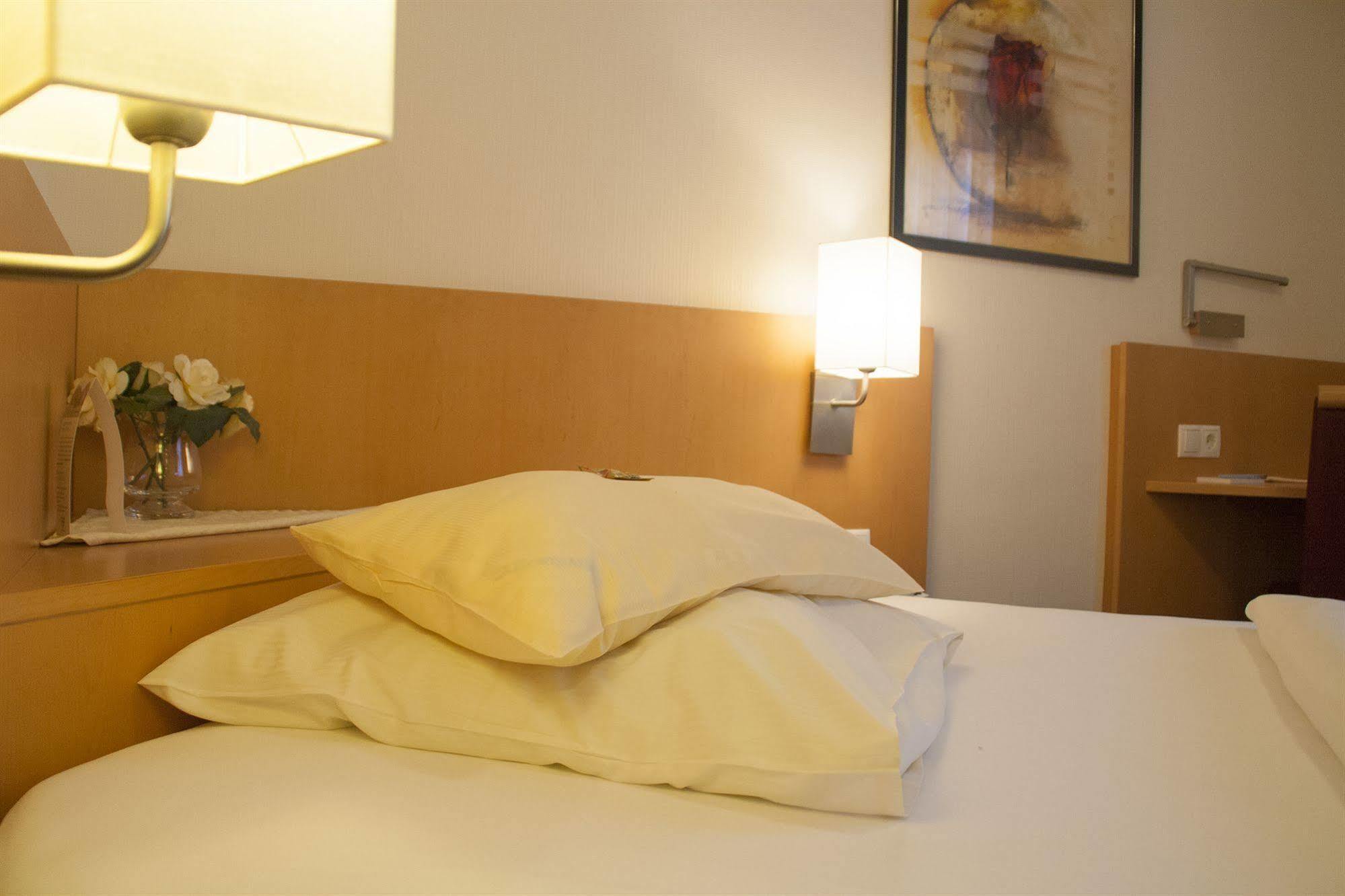 Hotel Zum Adler Bonn Zewnętrze zdjęcie